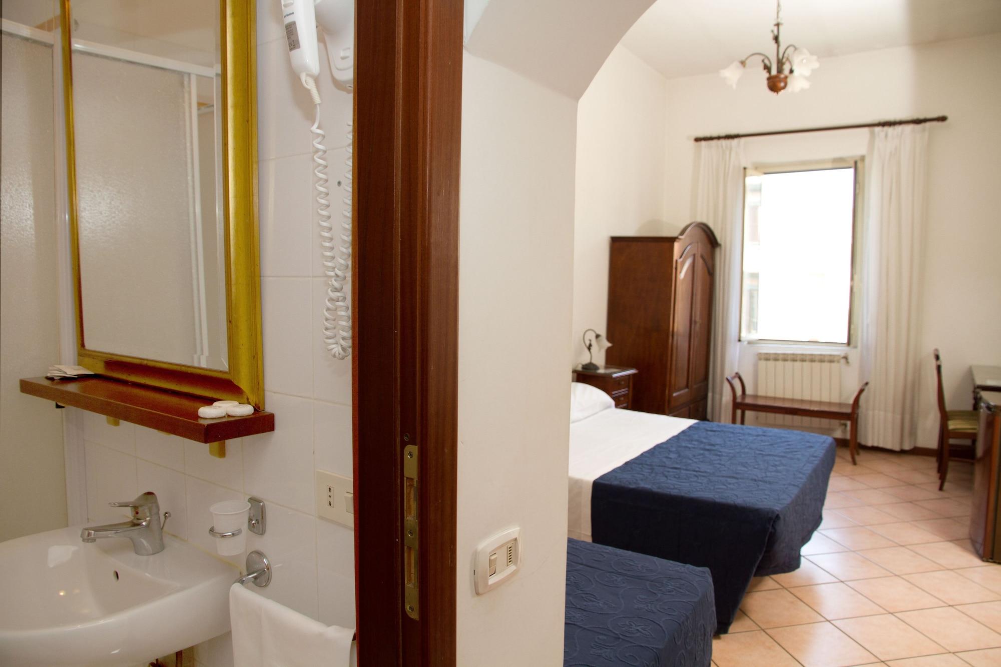 Gaudi Guesthouse Рим Екстер'єр фото